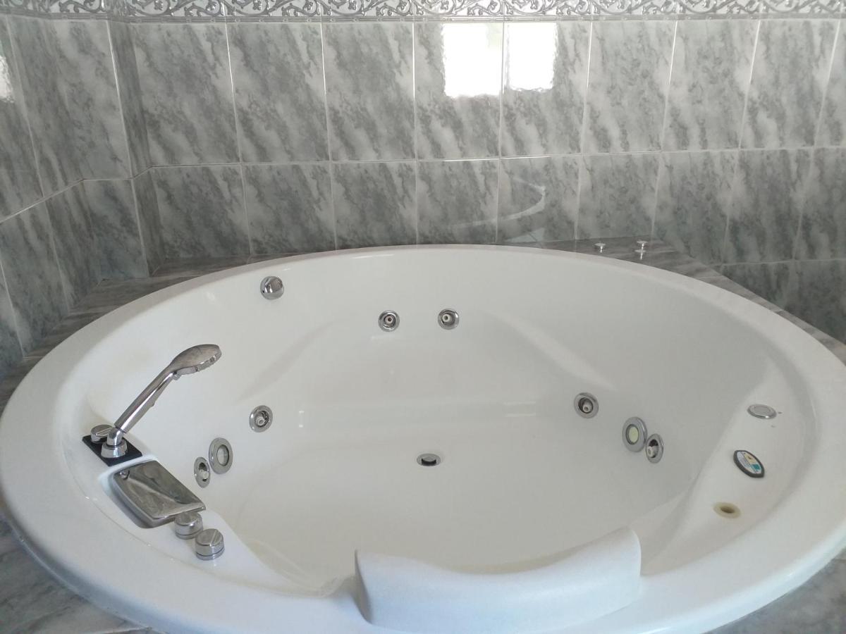 Enjoy Guest House Gmr Guimarães Exteriör bild